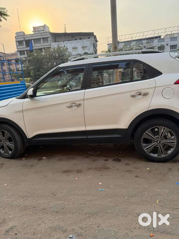 Sale My Creta In Nikol Ahmedabad 
Dealer And Company Stay Away