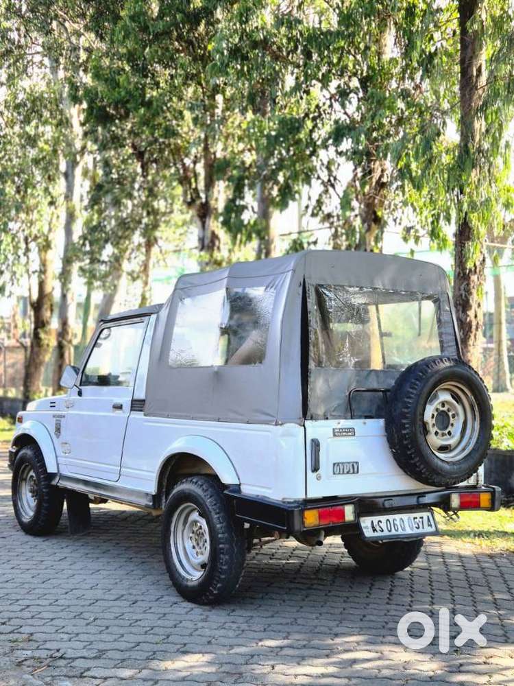 Maruti Suzuki Gypsy King St 4x4, 2015, Petrol