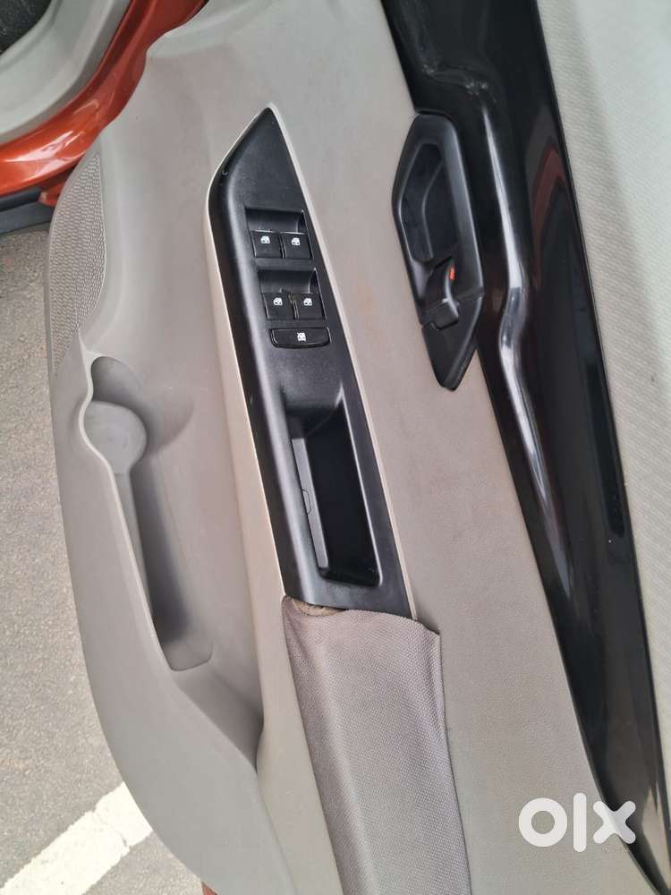 Mahindra Kuv 100 Mfalcon D75 K8, 2016, Diesel