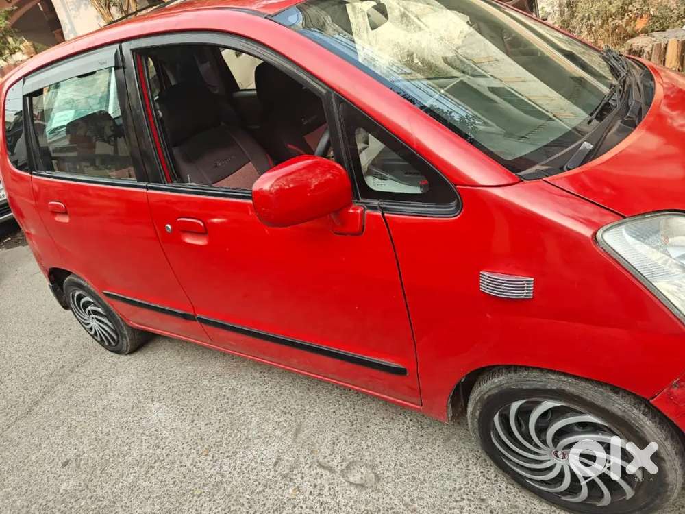 Maruti Suzuki Estilo Rs. 99000