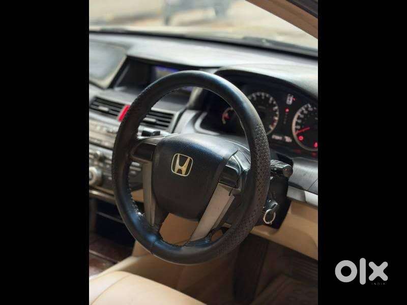 Honda Accord 2.4 Elegance Automatic, 2011, Petrol