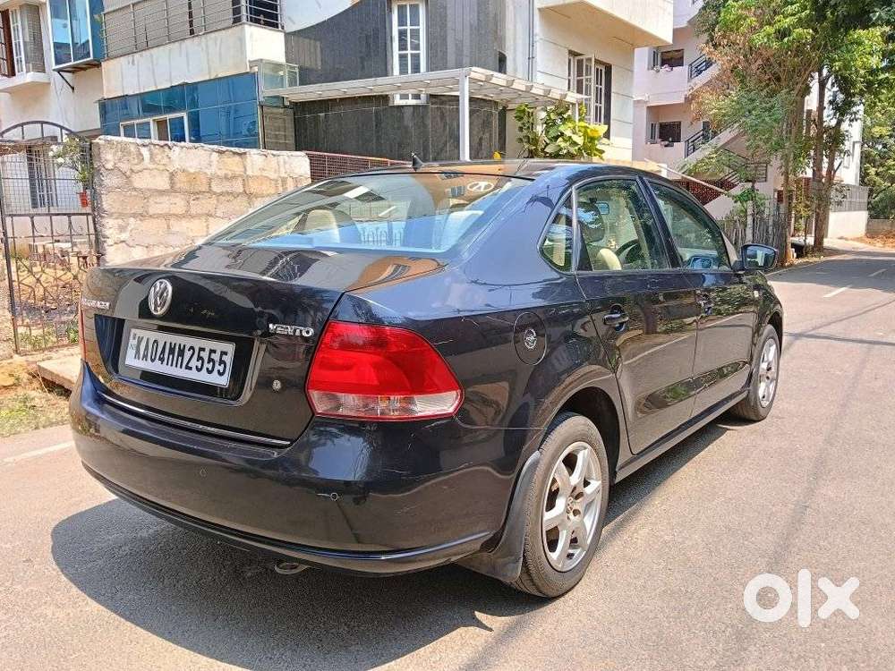 Volkswagen Vento 2010-2013 Petrol Highline, 2013, Petrol