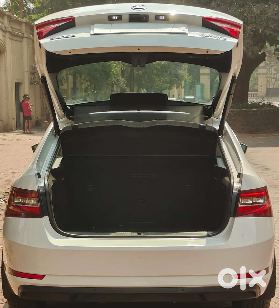 Skoda Superb Lk 1.8 Tsi At, 2017, Petrol