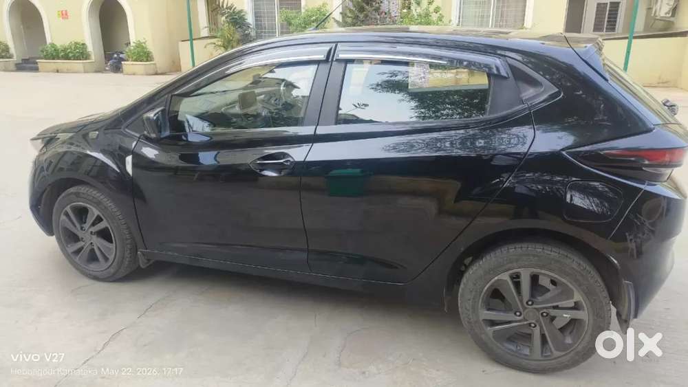 Tata Altroz Xz Plus (s), 2023, Petrol