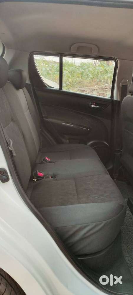 Maruti Suzuki Swift Vxi, 2016, Petrol