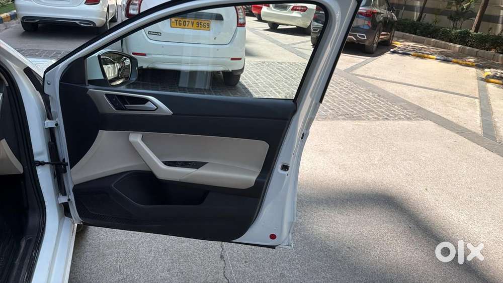 Volkswagen Virtus 1.0 Topline Tsi At, 2023, Petrol