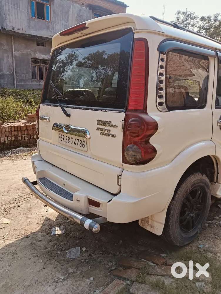 Mahindra Scorpio Vlx 2014 With Features