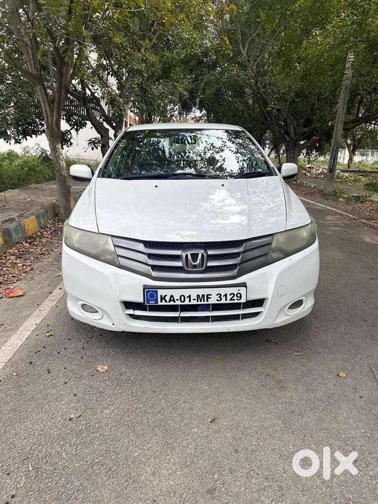 Excellent Condition .well Maintained , Loaded With Accessories