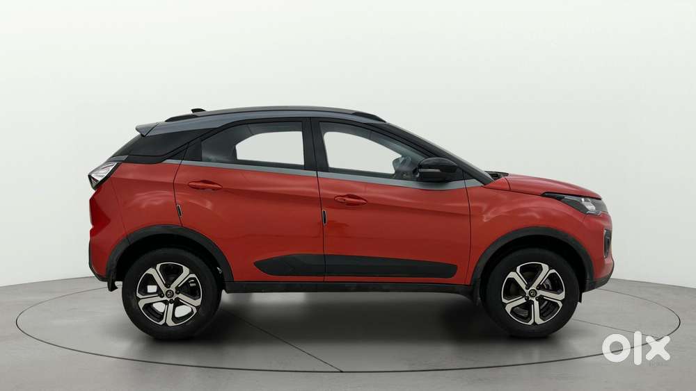 Tata Nexon 1.2 Revotron XZ Plus Premium Dual Tone, 2022, Petrol