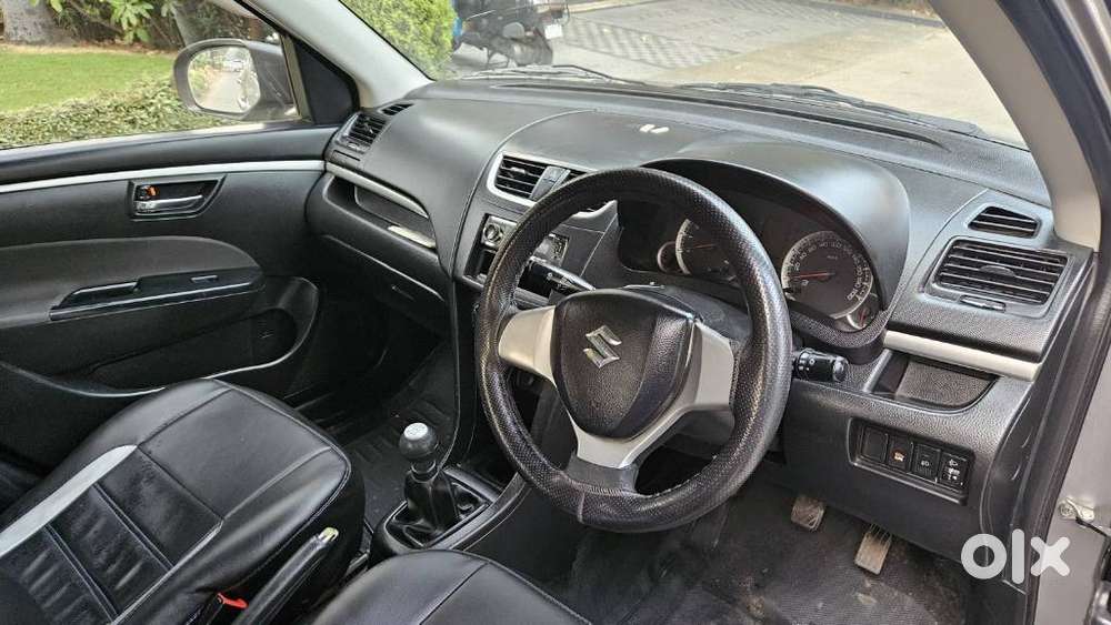 Maruti Suzuki Swift Vxi + Manual, 2012, Petrol