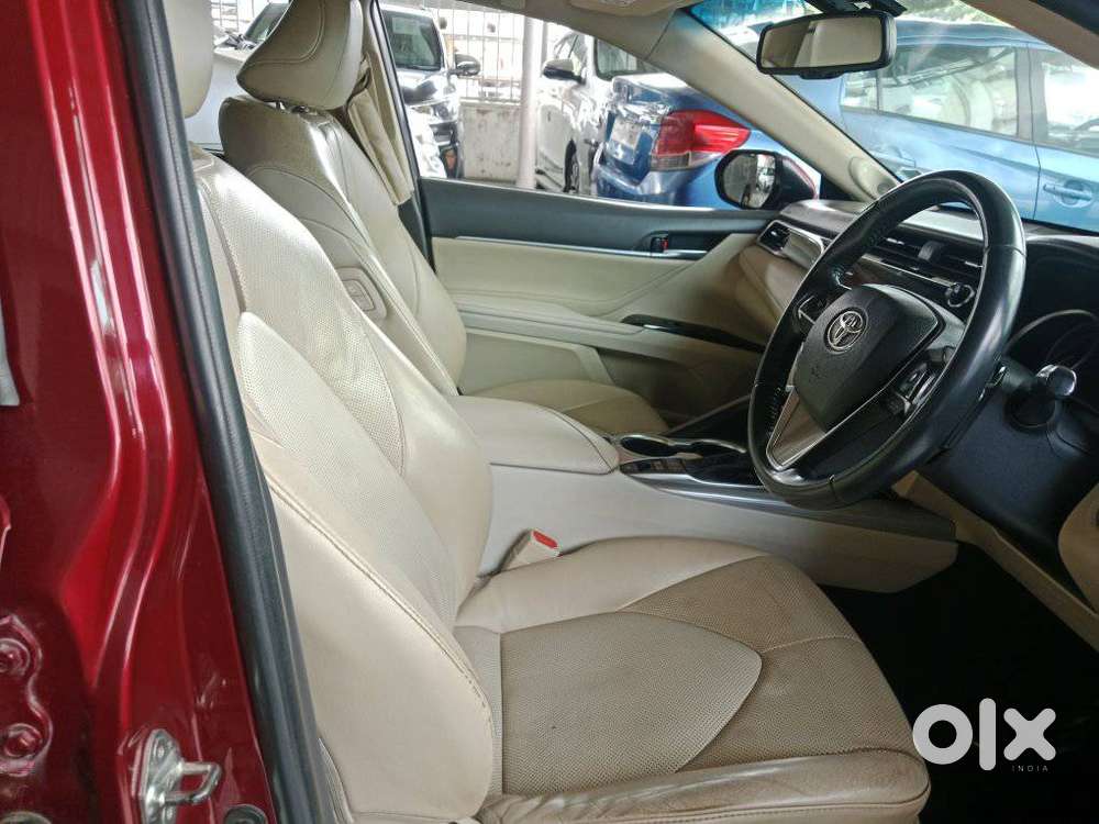 Toyota Camry, 2019