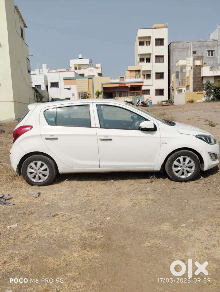 I20 2014 Asta 1.2 Petrol Top End Model Keyless Entry