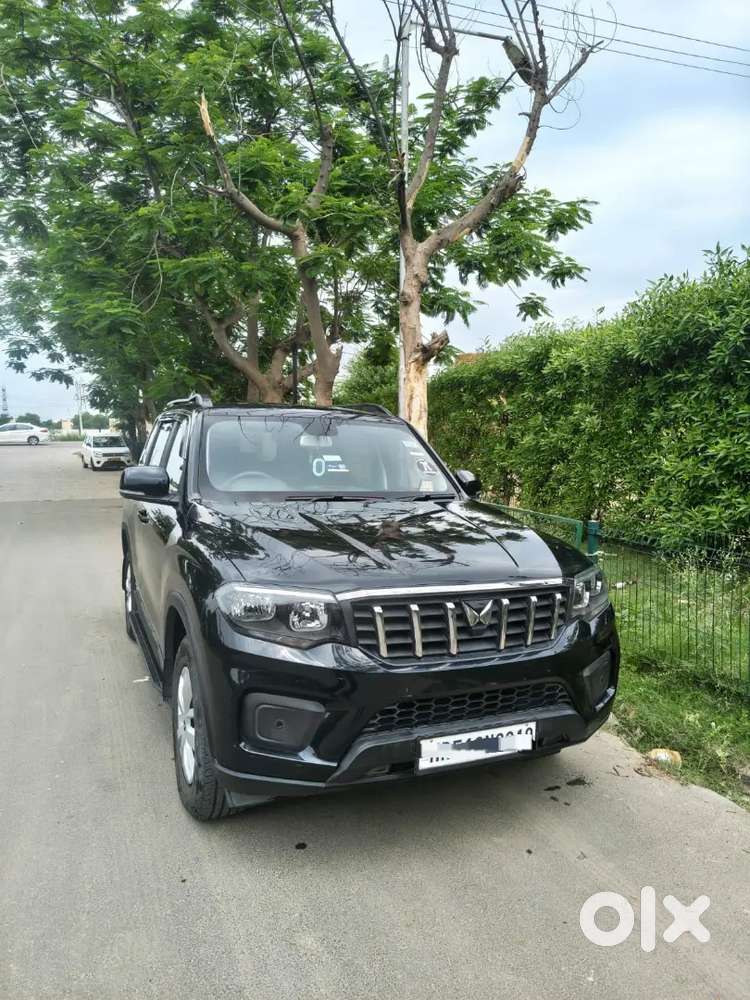 Senior Officer Driven Mahindra Scorpio N Z4 Showroom Condition