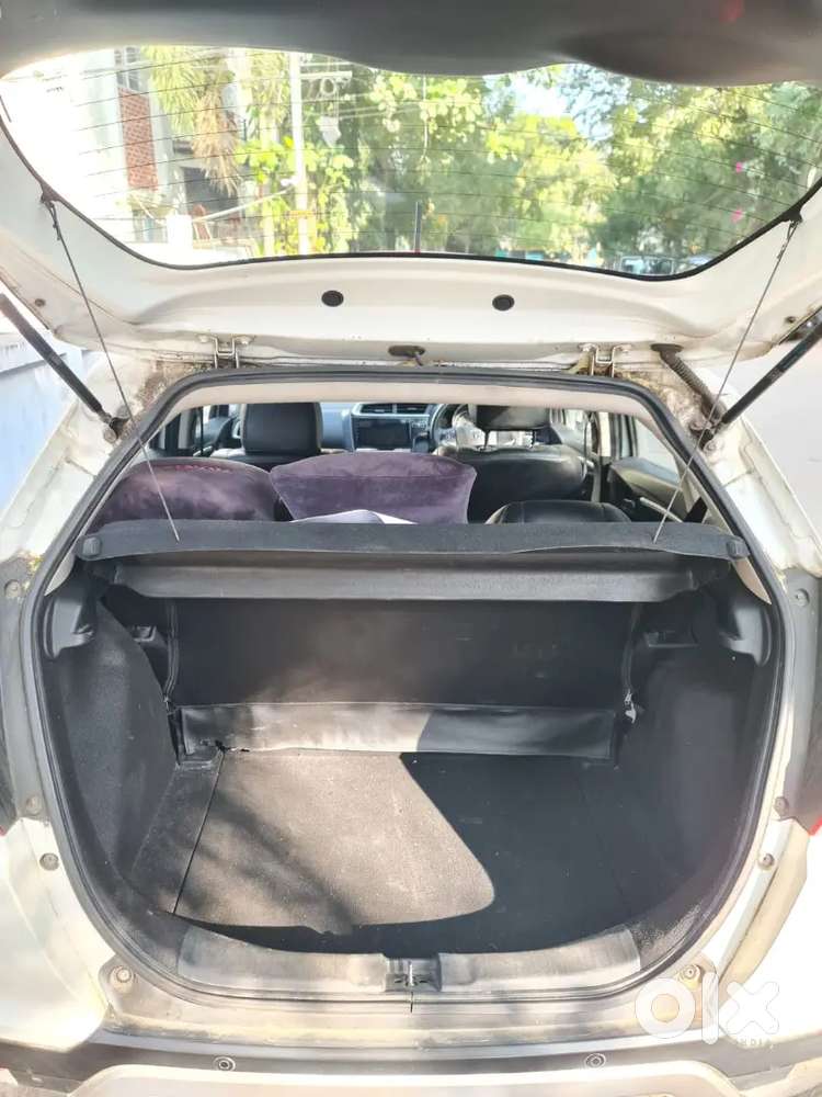 17/19 Honda Wr-v 1.2 Vx Petrol Top Model With Sunroof