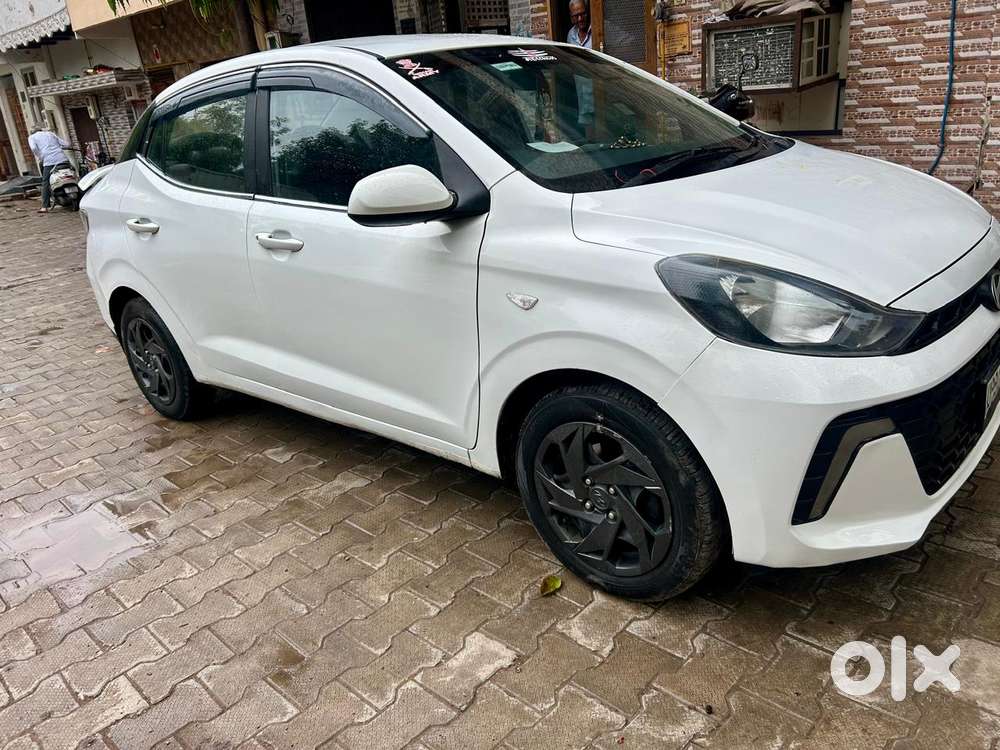 Hyundai Aura 1.2 Sx Cng, 2023, Cng & Hybrids