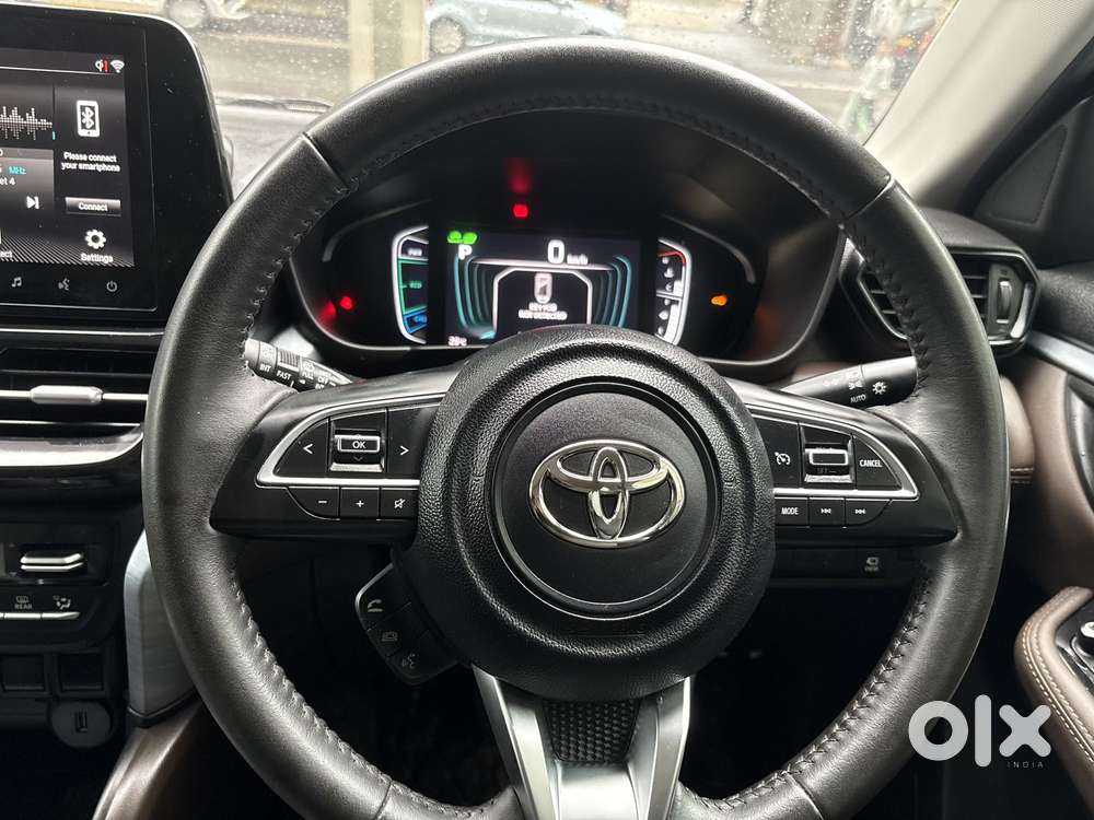 Toyota Urban Cruiser Hyryder 1.5 V Hybrid, 2023, Cng & Hybrids