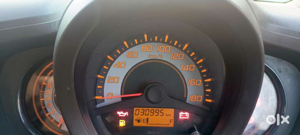 Honda Brio V Automatic, 2013, Petrol