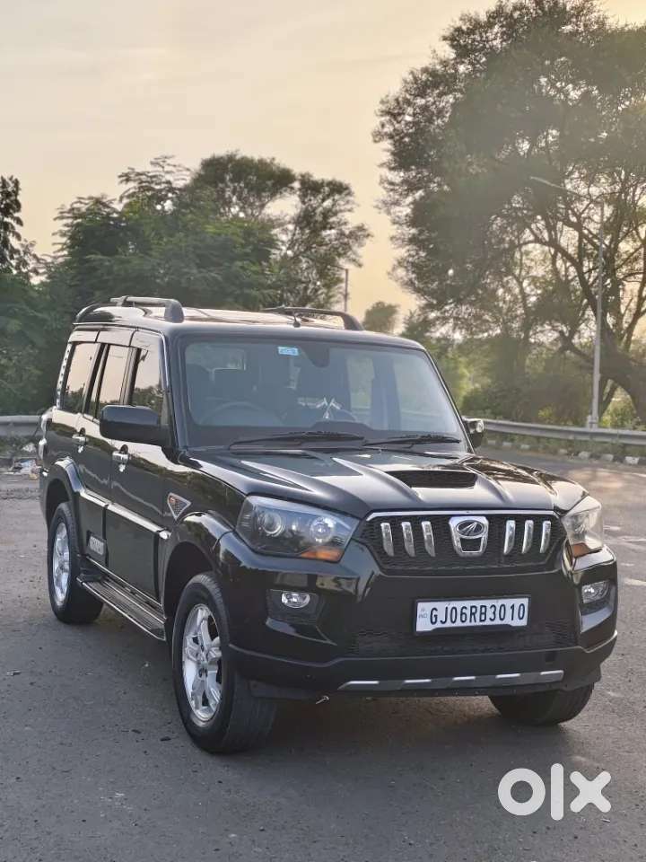 Mahindra Scorpio S10 4wd, 2015, Diesel