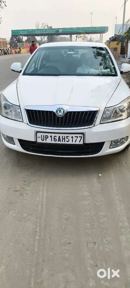 Skoda Laura 2012