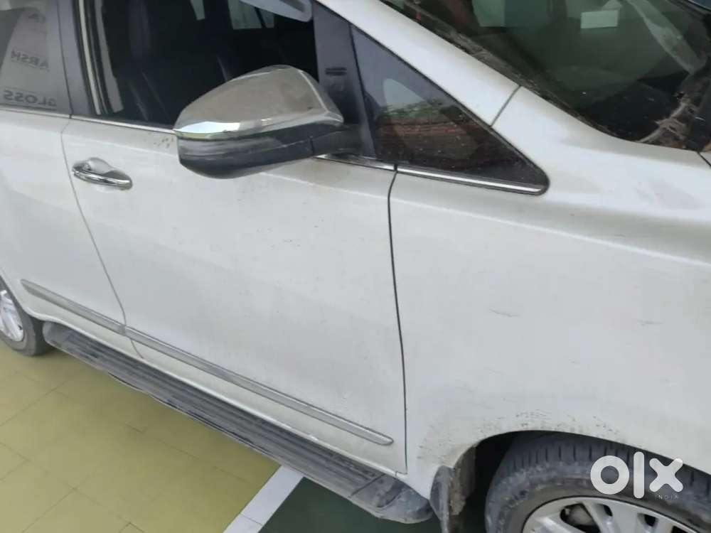 Toyota Innova Crysta 2018