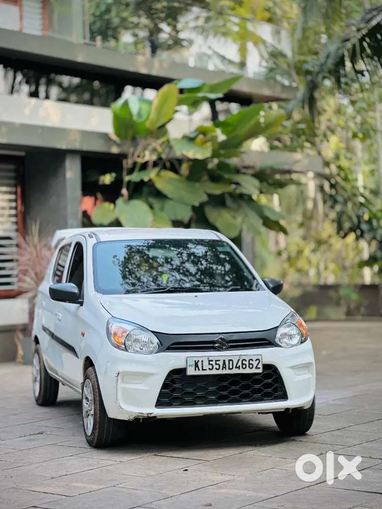 No Complaints
New Tyre And Alloys 
Showroom Service 
Spoiler Added