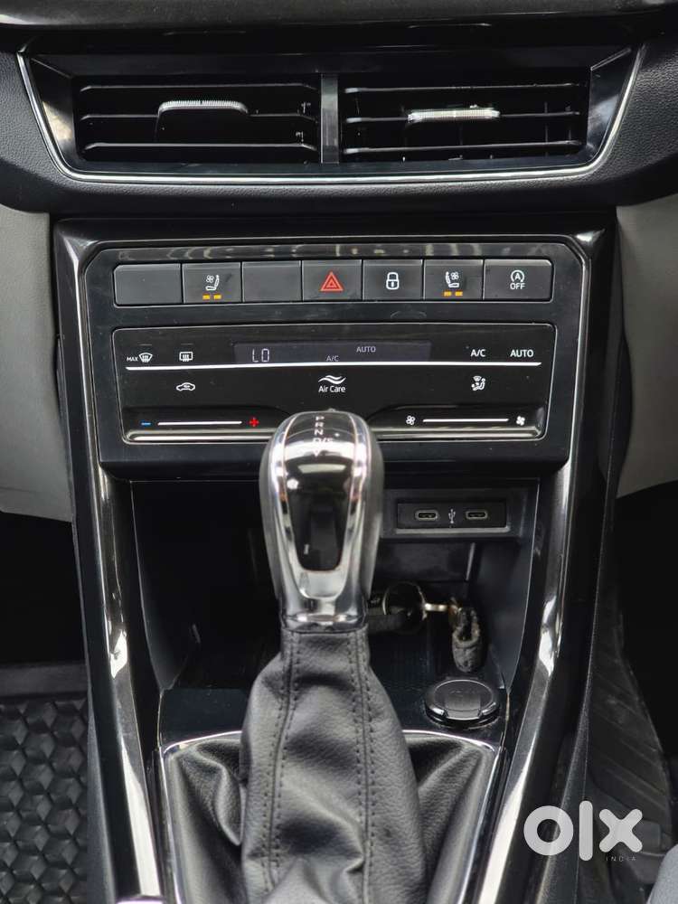 Skoda Kushaq 1.0 Tsi Style At, 2022, Petrol