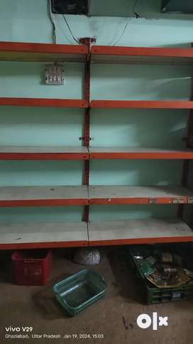 Second hand racks for store shop olx