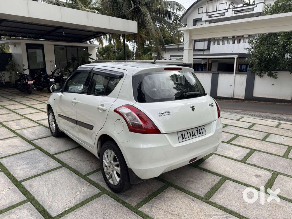 Maruti Suzuki Swift Ddis Zdi, 2012, Diesel