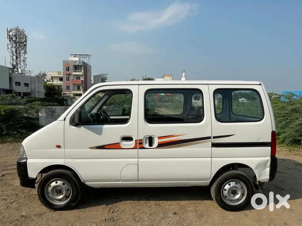Maruti Suzuki Eeco 5 Str Ac (o), 2022, Petrol