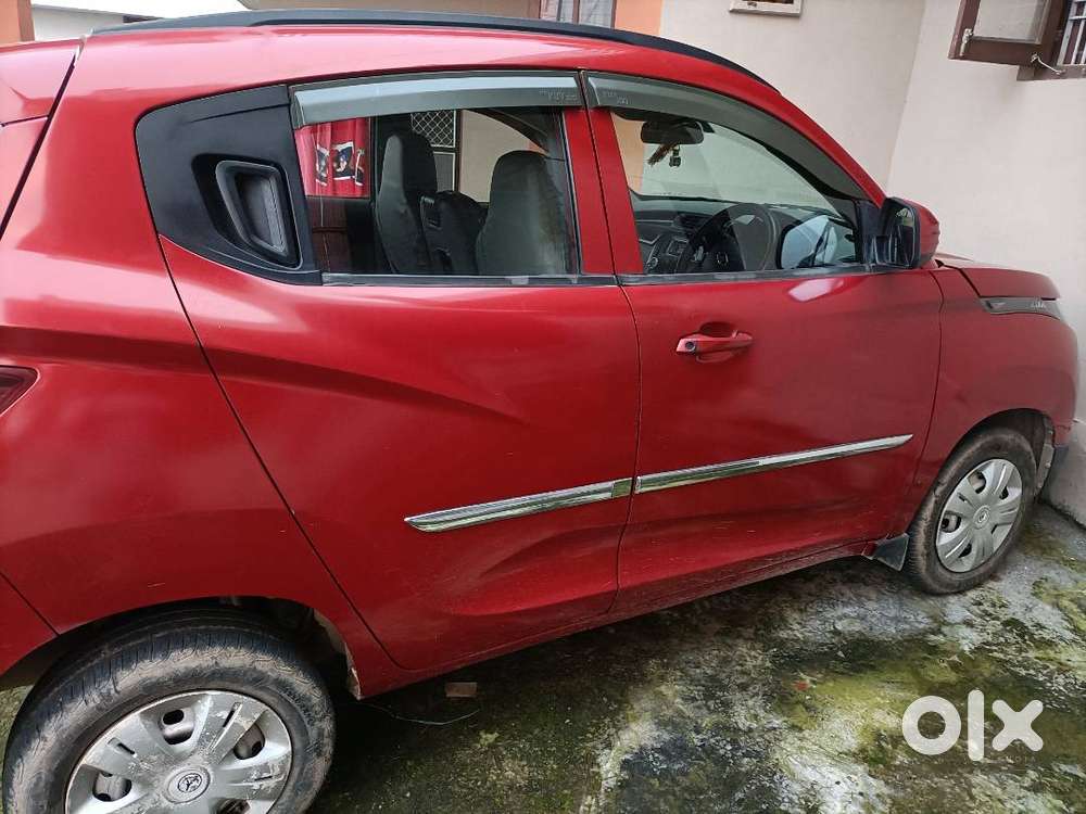 Mahindra Kuv 100 2017
