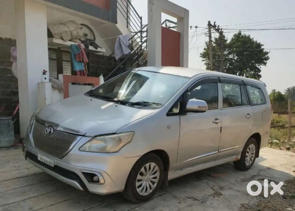Toyota Innova 2015 Diesel Well Maintained