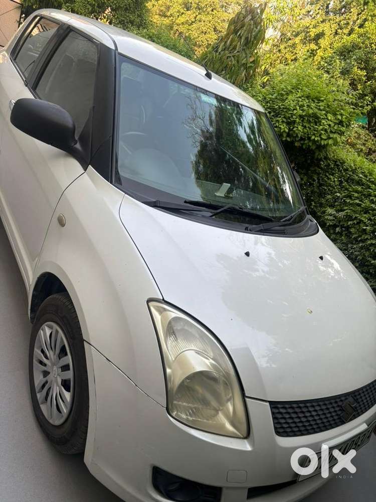 Maruti Suzuki Swift 2010 Petrol 120000 Km Driven