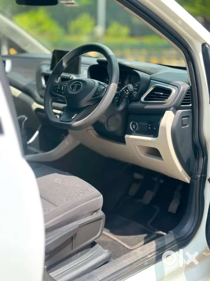 Tata Altroz Xza Plus (o) (s), 2024, Petrol
