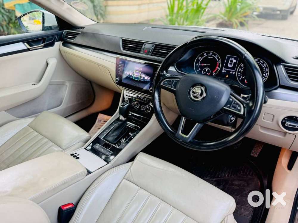 Skoda Superb Style 1.8 Tsi At, 2018, Petrol
