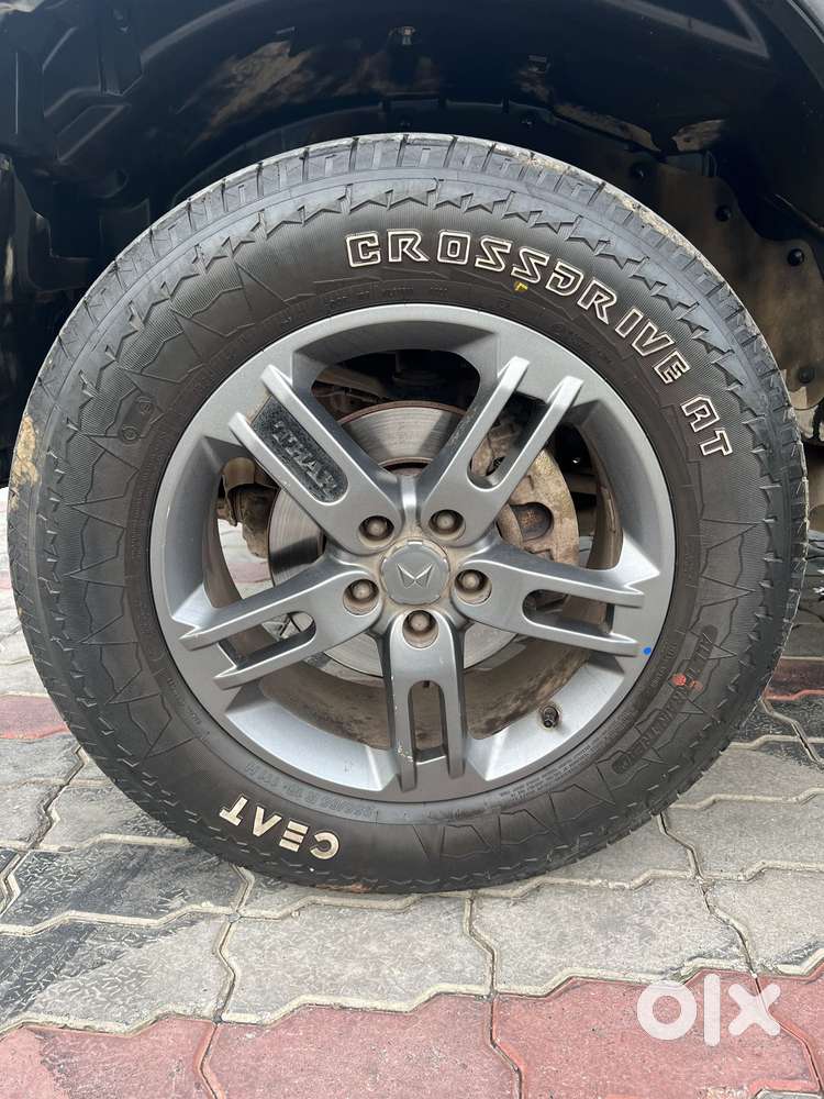 Mahindra Thar Lx P At 4wd 4s Ht, 2023, Petrol