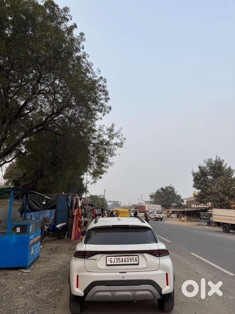 Maruti Suzuki Fronx 2025 Cng  Well Maintained