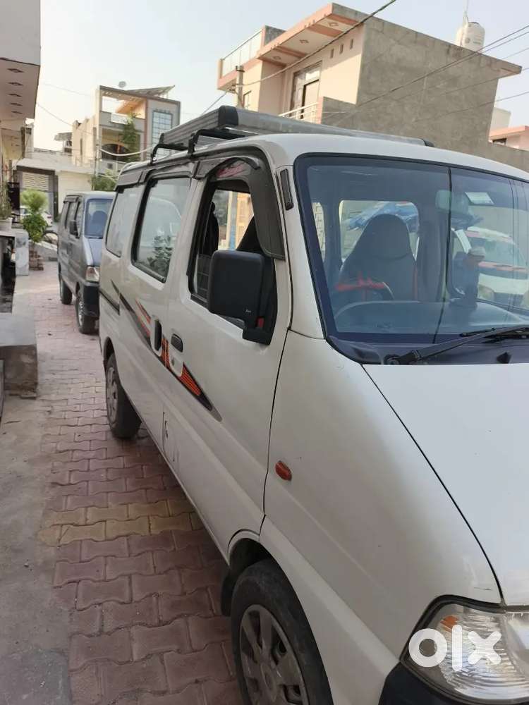 Maruti Eeco 5 Seater With Ac