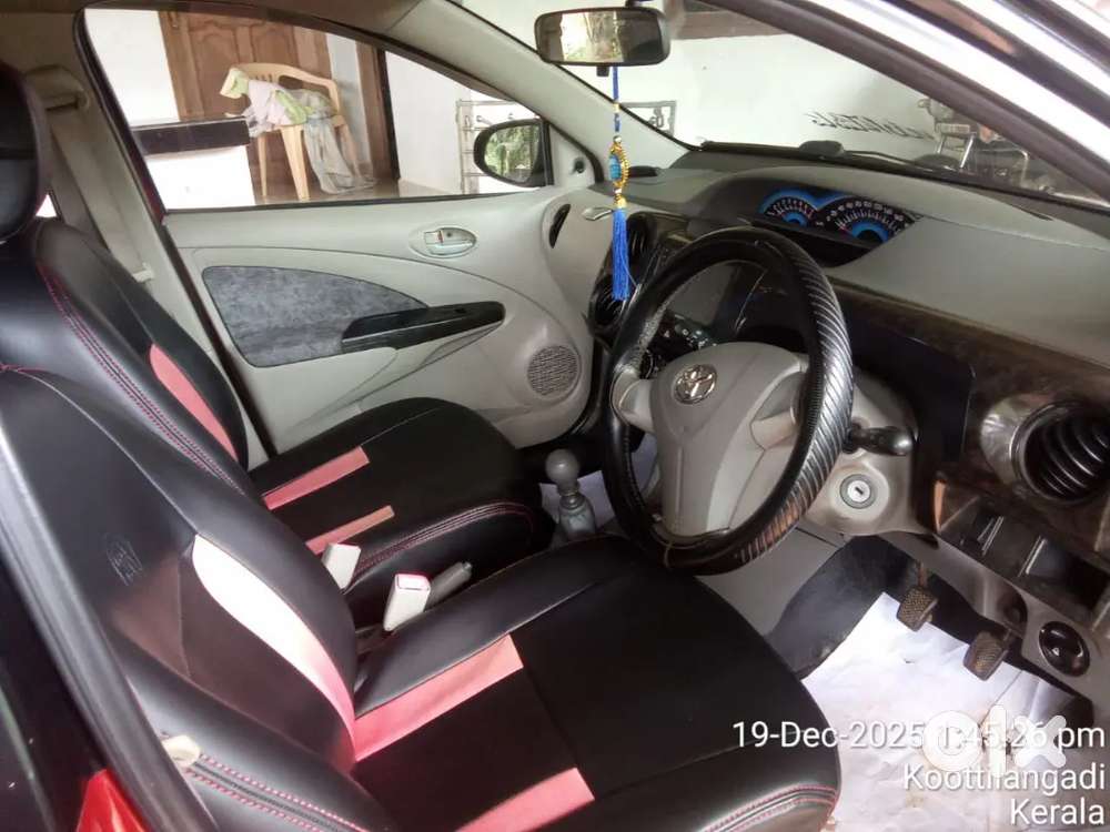 Toyota Etios Liva 2016