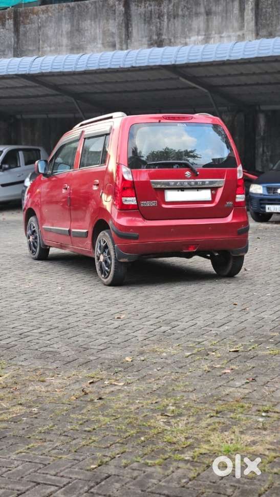 Maruti Suzuki Wagon R 1.0 Vxi Ags, 2016