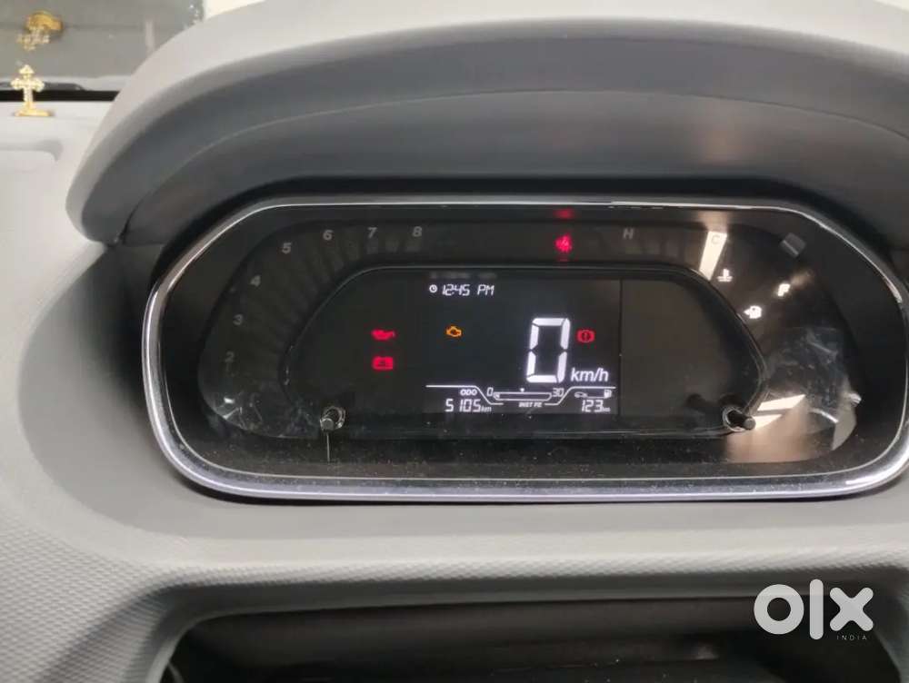 Tata Tiago 1.2 Revotron 2025 Petrol Manual