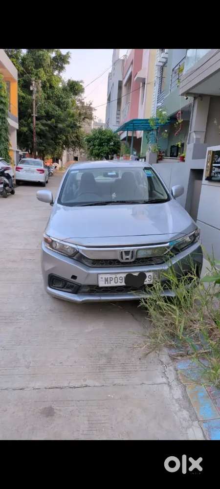 Honda Amaze 2019 Petrol Well Maintained