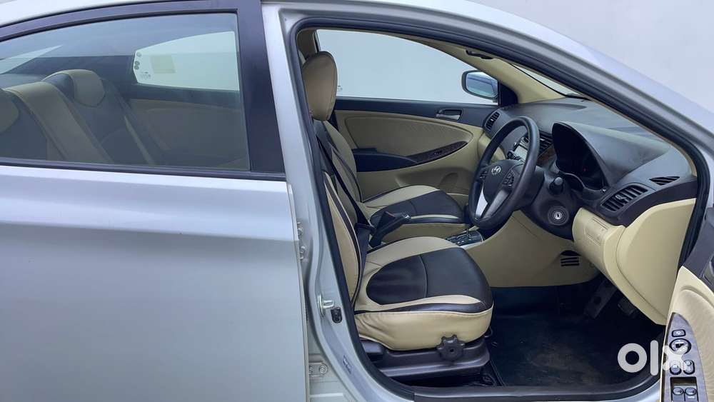 Hyundai Verna Fluidic 1.6 Vtvt Sx, 2017, Petrol