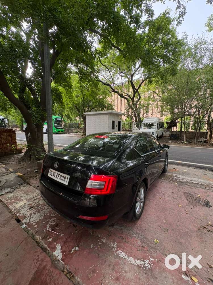 Skoda Octavia 2015 Petrol Well Maintained Superb Pick Up Black Beauty