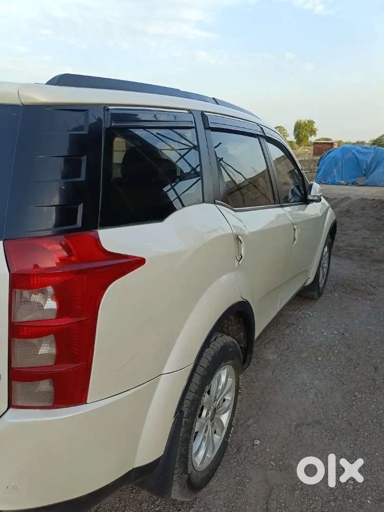Mahindra Xuv500 2.2 W10 2wd 2015