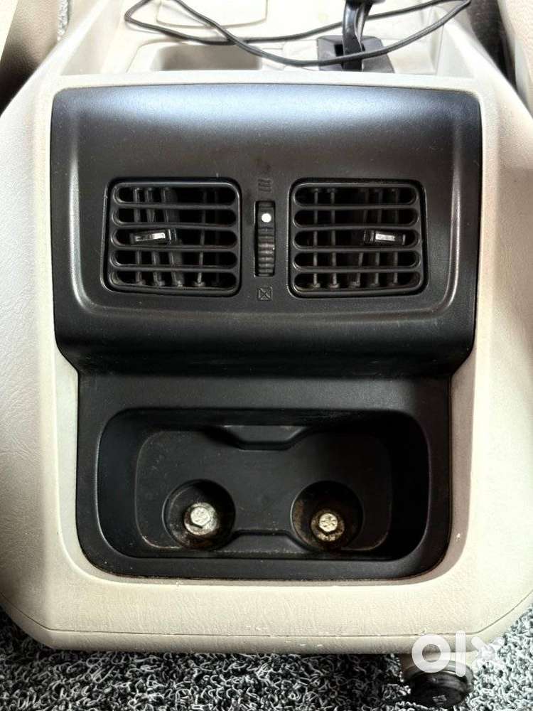 Mahindra Scorpio S10, 2017, Petrol