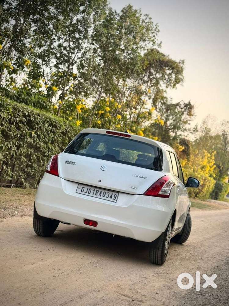 Maruti Suzuki Swift 1.2 Vxi (o), 2013, Petrol