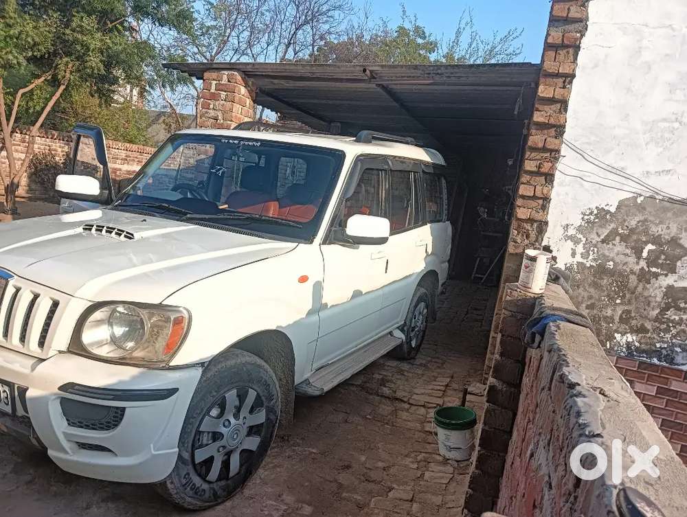 Scorpio M2di Ex Modal