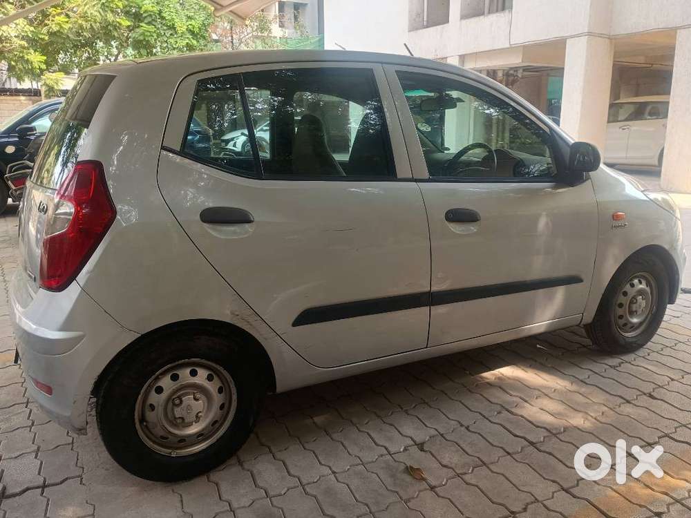 Well-maintained 2012 Hyundai I10 Era  Low Kms & Excellent Condition!