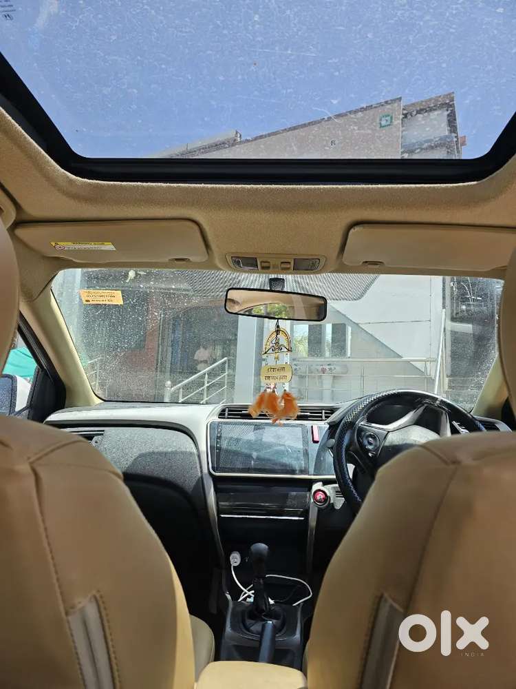 Awrage King Dolfine Honda City Verry Good Condition Sell