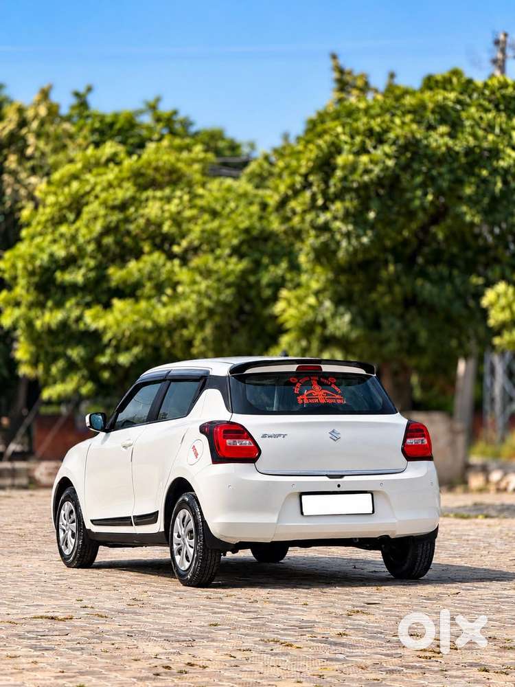 Maruti Suzuki New-gen Swift Vxi, 2020, Petrol